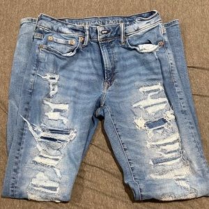 Mens American Eagle 30/32 Ripped Jeans